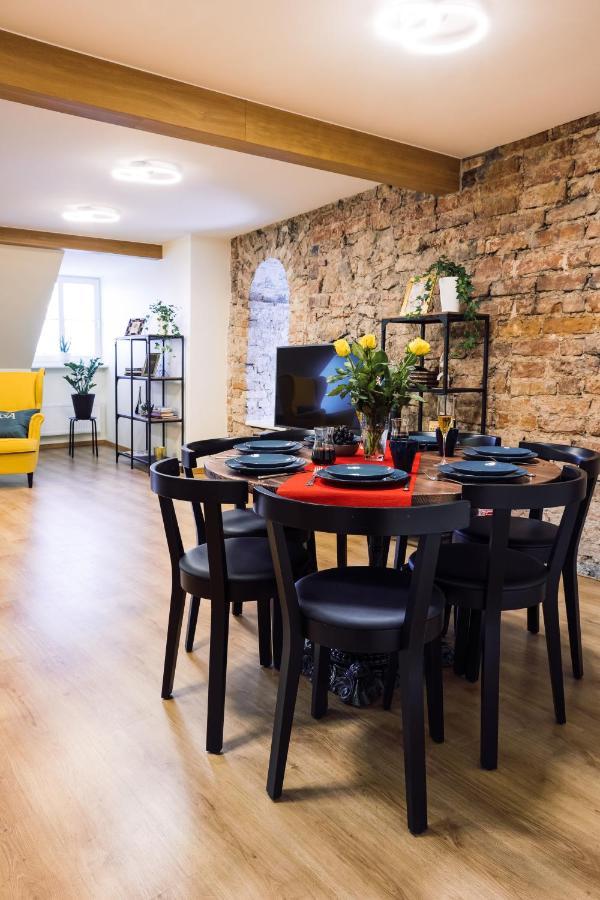 Rothko Apartment/8 Guests/4Bedrooms/Riga Old Town Kültér fotó