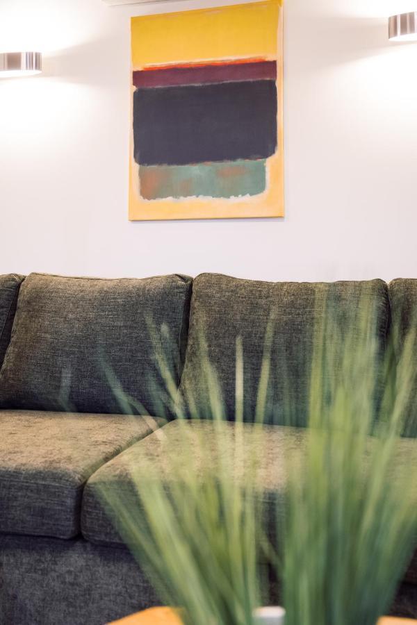 Rothko Apartment/8 Guests/4Bedrooms/Riga Old Town Kültér fotó