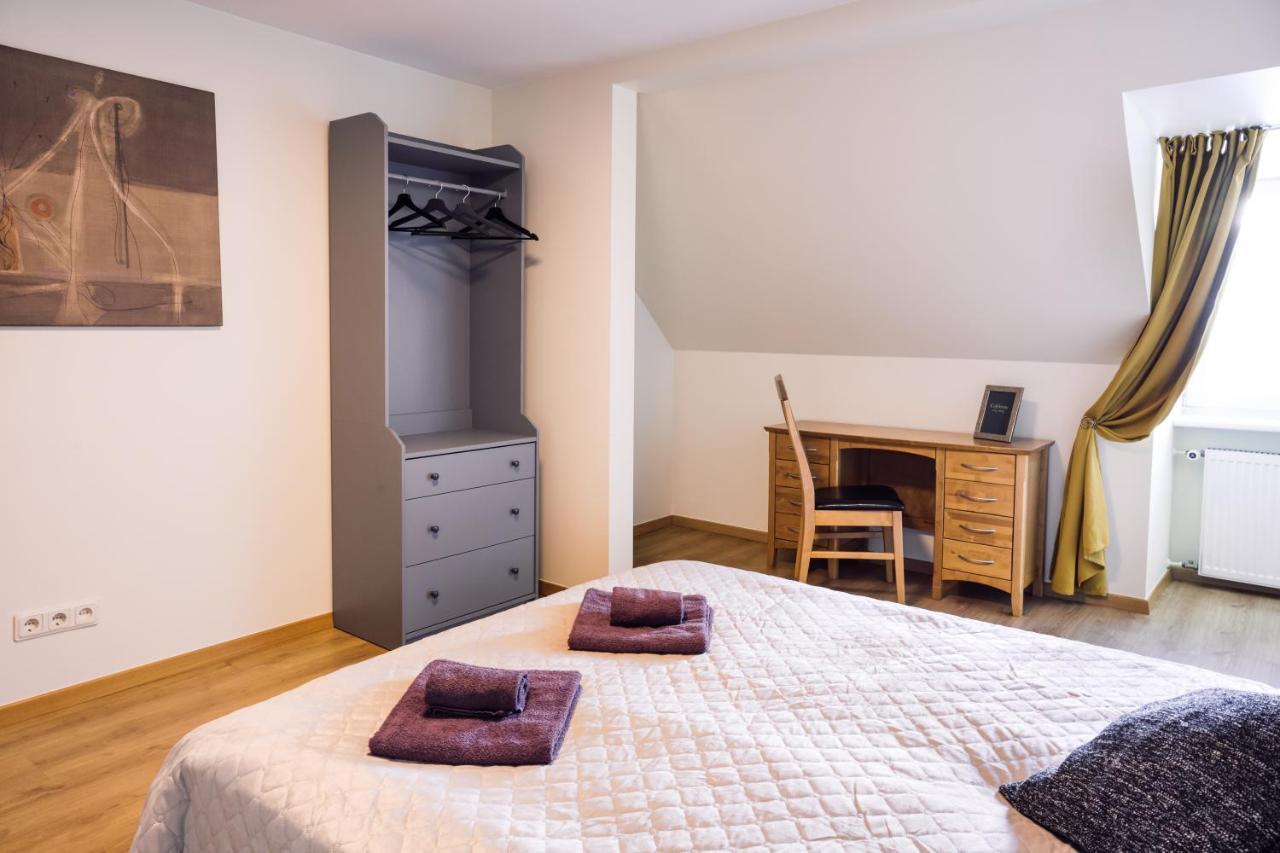 Rothko Apartment/8 Guests/4Bedrooms/Riga Old Town Kültér fotó