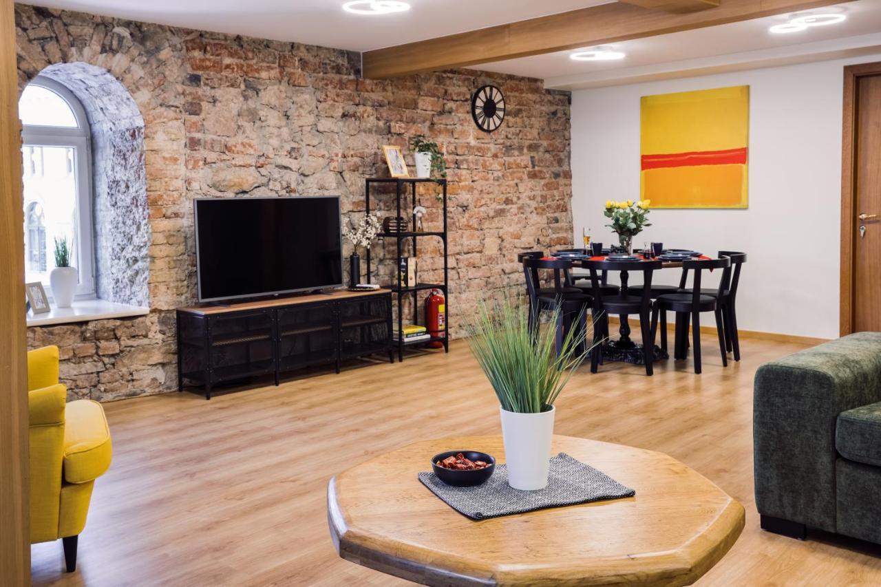 Rothko Apartment/8 Guests/4Bedrooms/Riga Old Town Kültér fotó