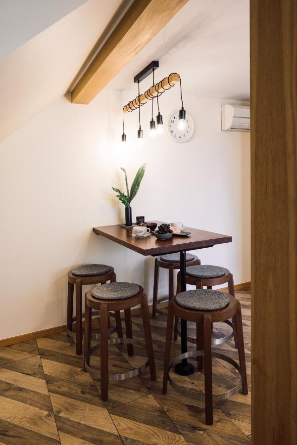 Rothko Apartment/8 Guests/4Bedrooms/Riga Old Town Kültér fotó
